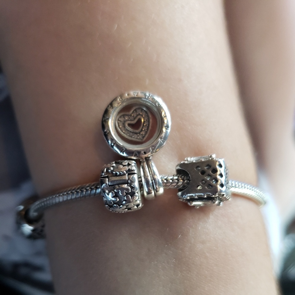 Pandora dangle